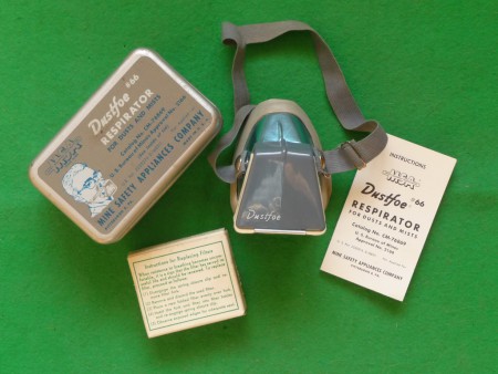 MSA Dustfoe Respirator